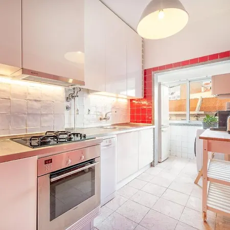 Apartment Guestready - Riverfront Modern Living